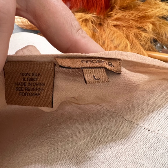 Y2K Arden B Luxe 100% Silk Sheer Butterfly 1990’s Tank Top - Picture 7 of 8